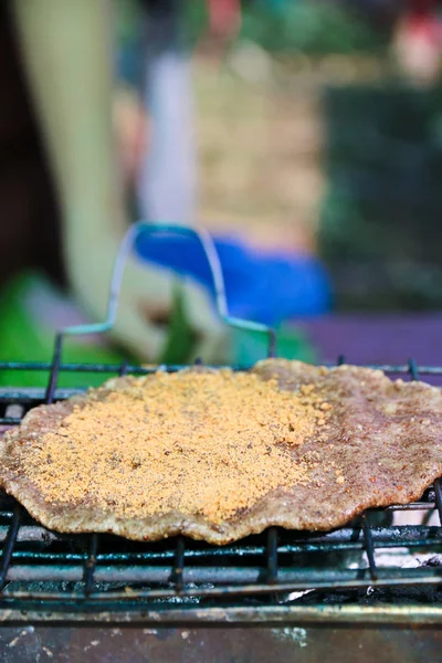 Susam yapışkan pirinç gözleme