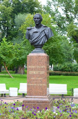 Lermontov'un, Alexander Bahçe, St Petersburg, Rusya Ekim 2017 Anıtı
