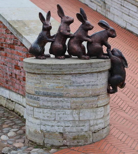 Modern şehir heykeli, Peter ve Paul kalesi, Saint Petersburg, Rusya, 2020