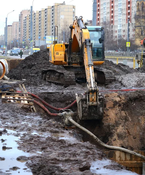 Excavator Earthworks Ulitsa Kollontai Saint Petersburg Russia February 2020 — ストック写真