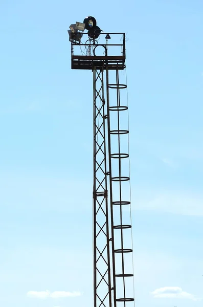 Освітлення Спостережна Вежа Фоні Блакитного Неба — стокове фото