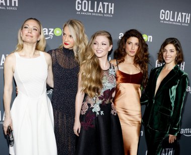 Sarah Wynter, hiç Carradine, Diana Hopper, Tania Raymonde ve Olivia Thirlby