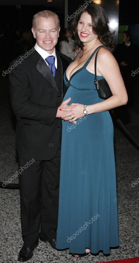 Neal McDonough y Ruve Robertson — Foto editorial de stock