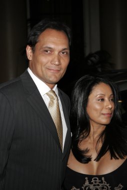 Jimmy Smits, Wanda De Jesus