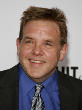 Şarkıcı-söz yazarı Brian Howe