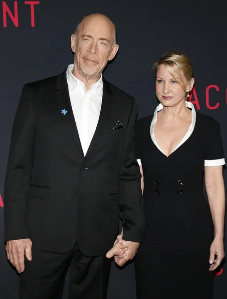 JK Simmons, Michelle Schumacher —  Fotos de Stock