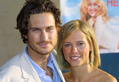 Oliver Hudson, Erinn Bartlett