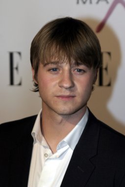 aktör Benjamin Mckenzie