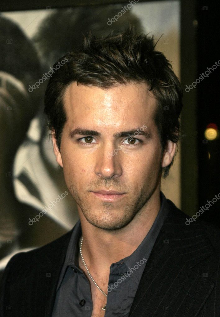 Actor Ryan Reynolds Stock Editorial Photo © PopularImages 127507536