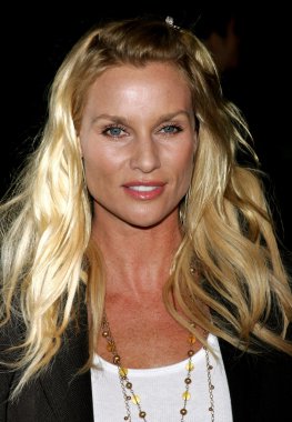 Oyuncu Nicollette Sheridan