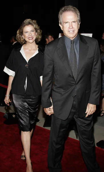 Annette Bening e Warren Beatty — Fotografia de Stock