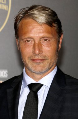 oyuncu mads mikkelsen