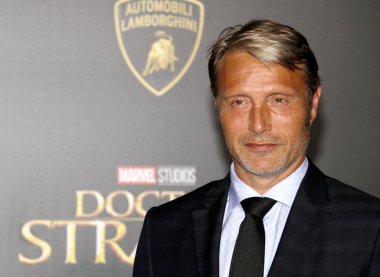 oyuncu mads mikkelsen