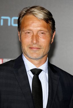 oyuncu mads mikkelsen