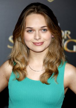 aktris Alyssa Jirrels