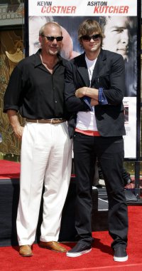 Kevin Costner ve Ashton Kutcher