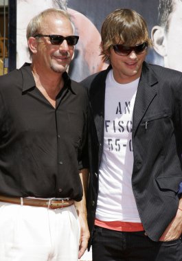 Kevin Costner ve Ashton Kutcher