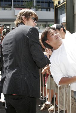 aktör Ashton Kutcher