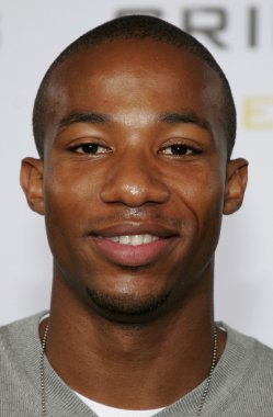 aktör Arlen Escarpeta