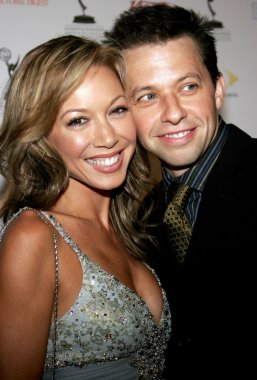 Lisa Joyner ve Jon Cryer