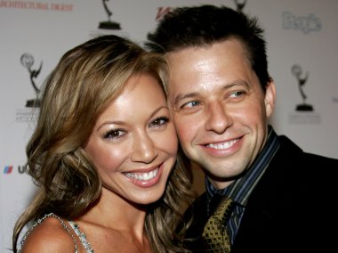 Lisa Joyner ve Jon Cryer