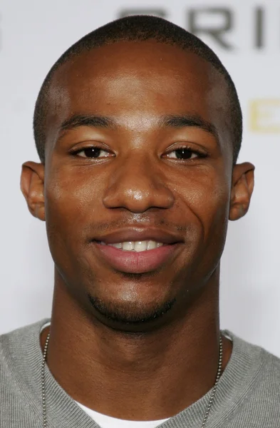 aktör Arlen Escarpeta