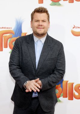 aktör James Corden