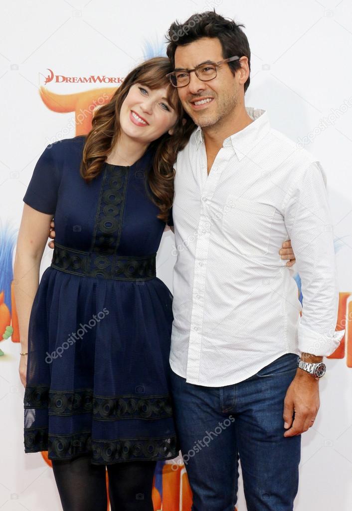 Zooey Deschanel And Jacob Pechenik Stock Editorial Photo C Popularimages 127918462