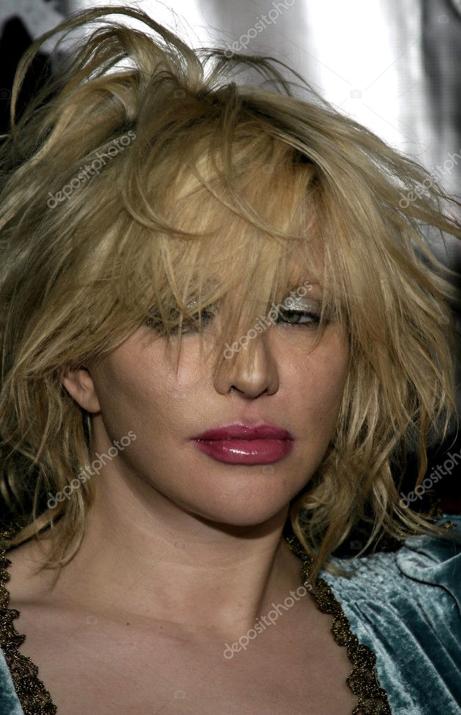 courtney-love-bisexual-object