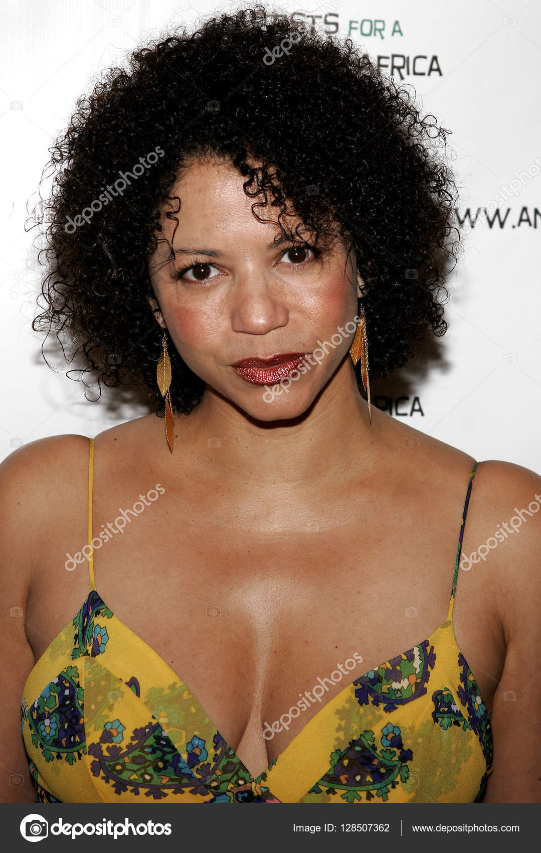 Singer Gloria Reuben – Stock Editorial Photo © PopularImages #128507362