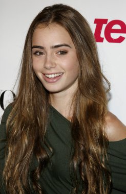 Aktris Lily Collins