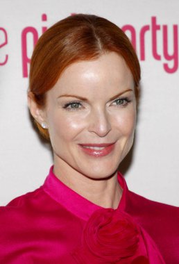 Oyuncu Marcia Cross