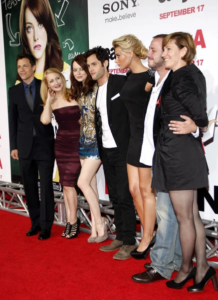 Patricia Clarkson, Emma Stone, Penn Badgley och Aly Michalka — Stockfoto