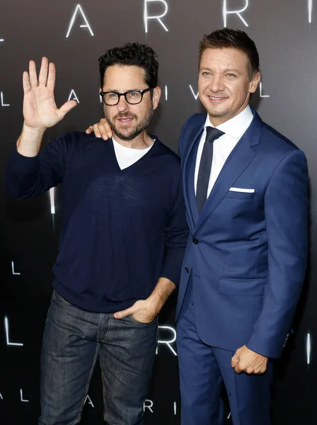 Jeremy Renner och J.J. Abrams — Stockfoto