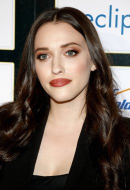 Oyuncu Kat Dennings