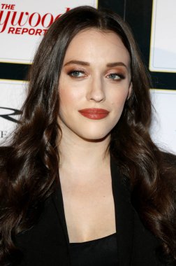 Oyuncu Kat Dennings