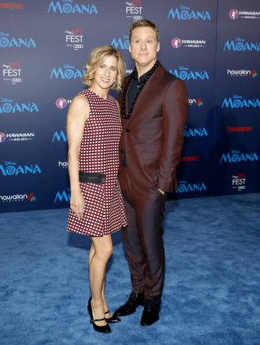 Charissa Barton ve Alan Tudyk