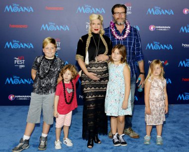 Yazım tori, Dean Mcdermott ve çocuklar