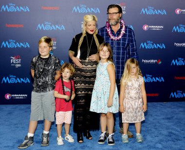 Yazım tori, Dean Mcdermott ve çocuklar