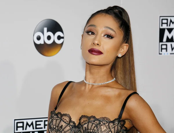 Şarkıcı Ariana Grande