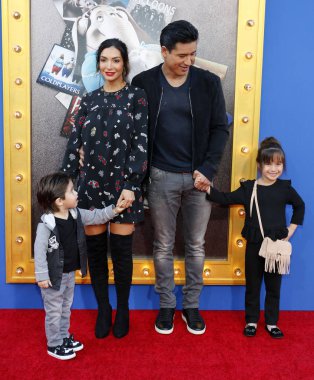 Mario lopez ve courtney laine mazza