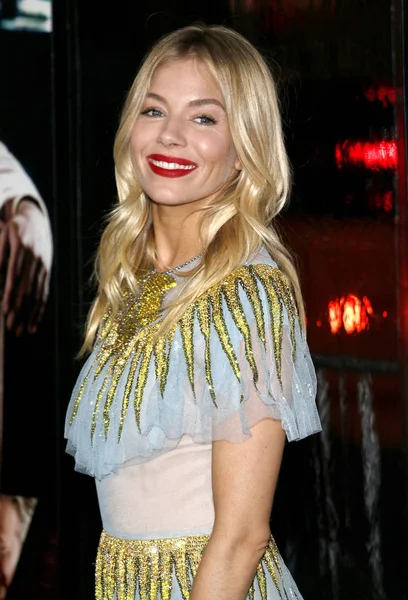 oyuncu sienna miller