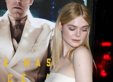 Oyuncu Elle Fanning
