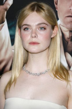Oyuncu Elle Fanning