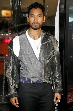 şarkıcı-söz yazarı Miguel