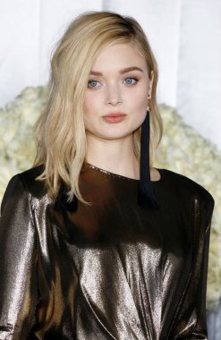 aktris Bella Heathcote