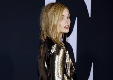 aktris Bella Heathcote