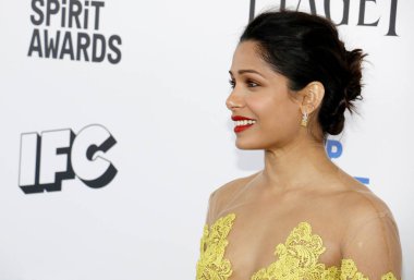oyuncu freida pinto