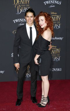 Hatayı Stewart ve Megan eğitmen