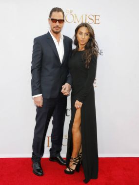 Chris Cornell ve Vicky Karayiannis